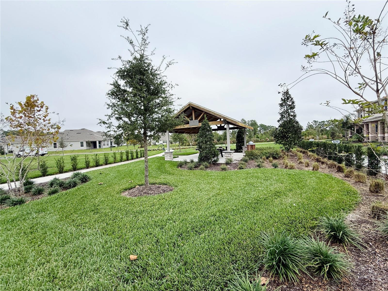 Image 21 of 37 For 16311 Lakelet Alley