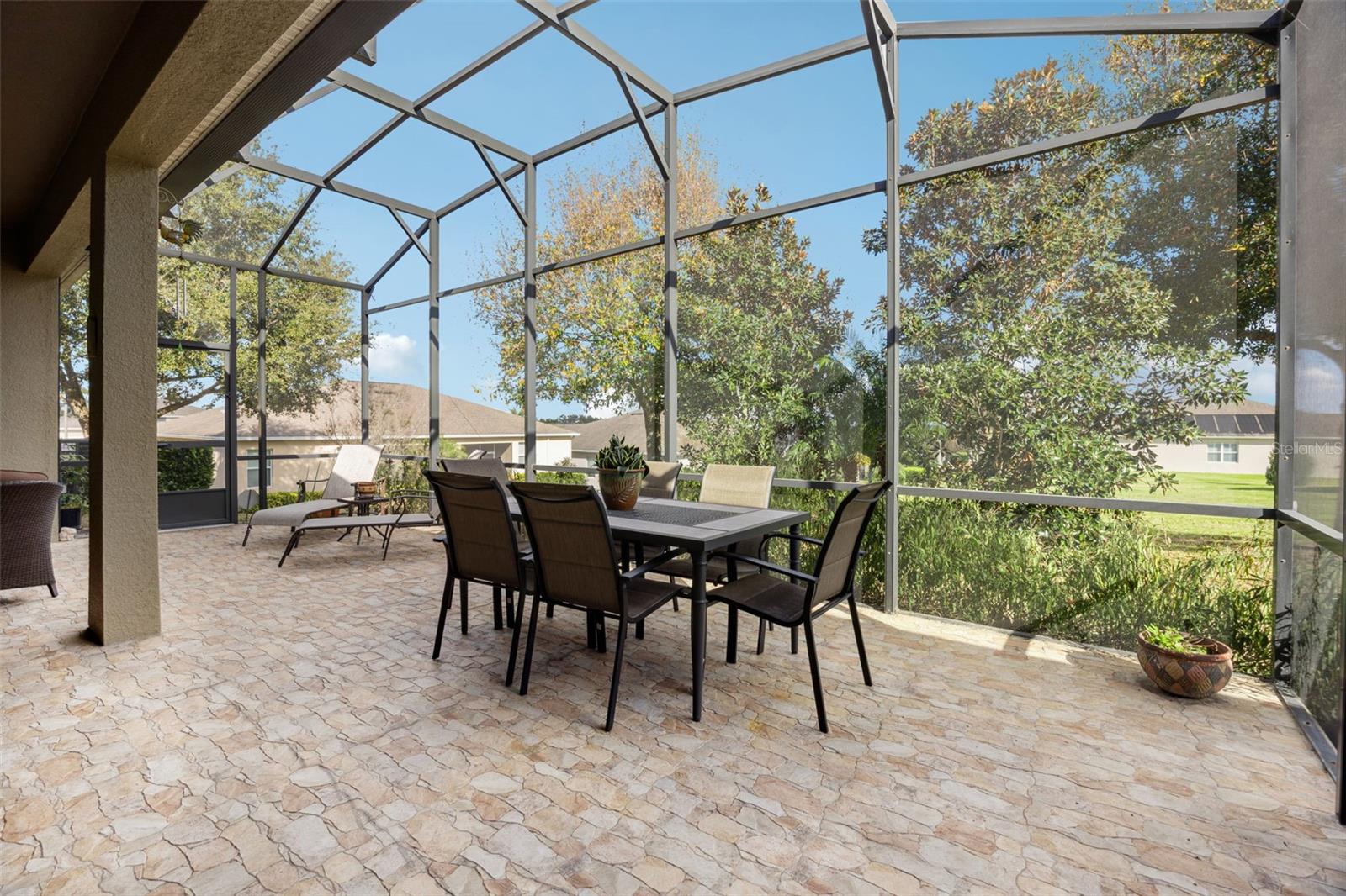 Image 33 of 48 For 3856 Sanibel Street