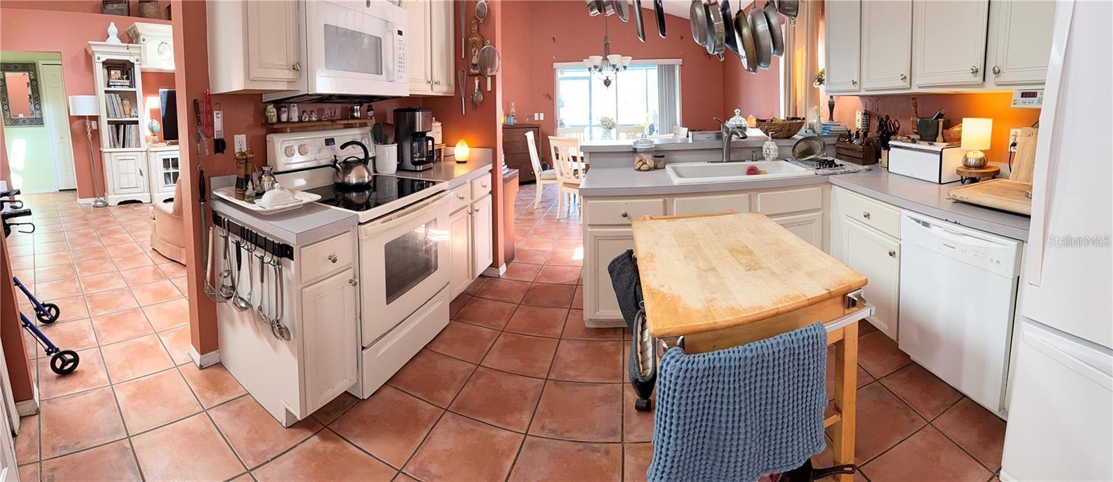 Image 2 of 5 For 154 Woodbury Pines Circle