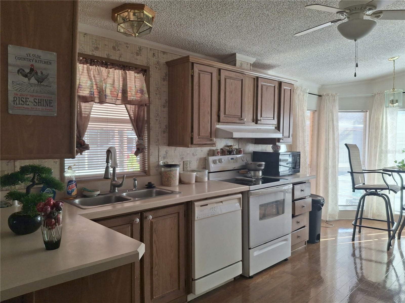 Image 4 of 13 For 2825 Holster Way