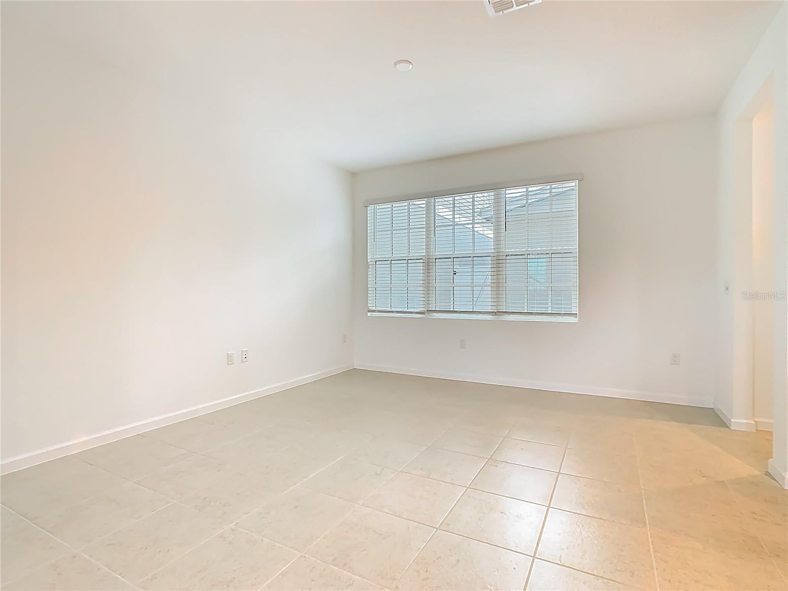 Image 15 of 43 For 2408 Celebration Boulevard