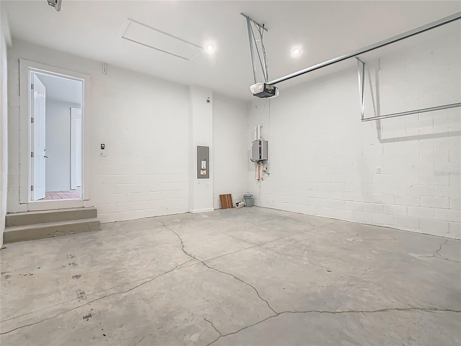 Image 33 of 43 For 2408 Celebration Boulevard