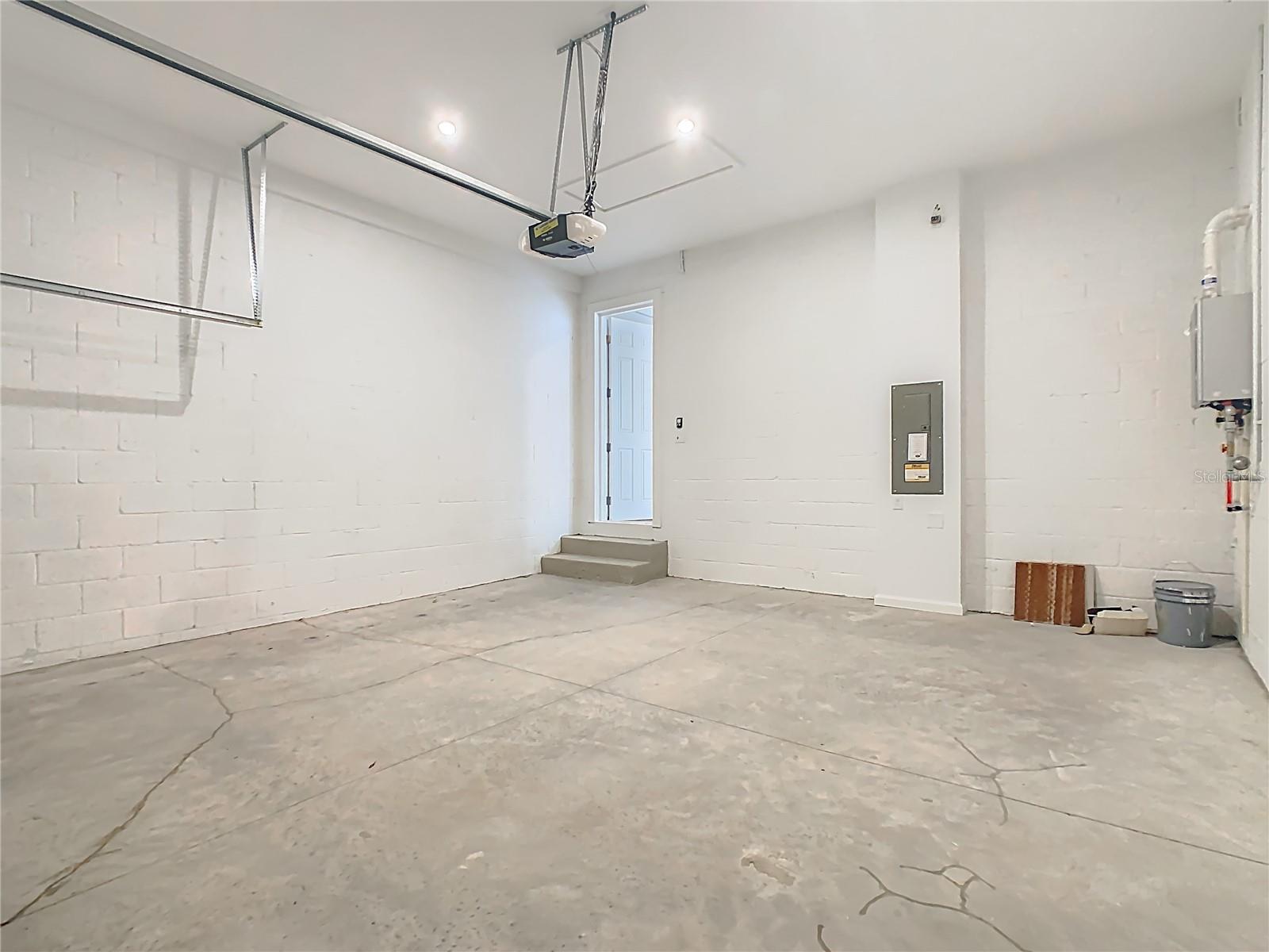 Image 34 of 43 For 2408 Celebration Boulevard