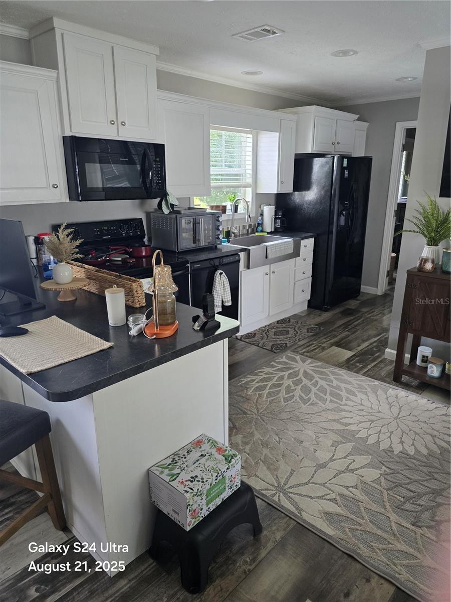 Image 13 of 24 For 2886 Canyon Drive 584