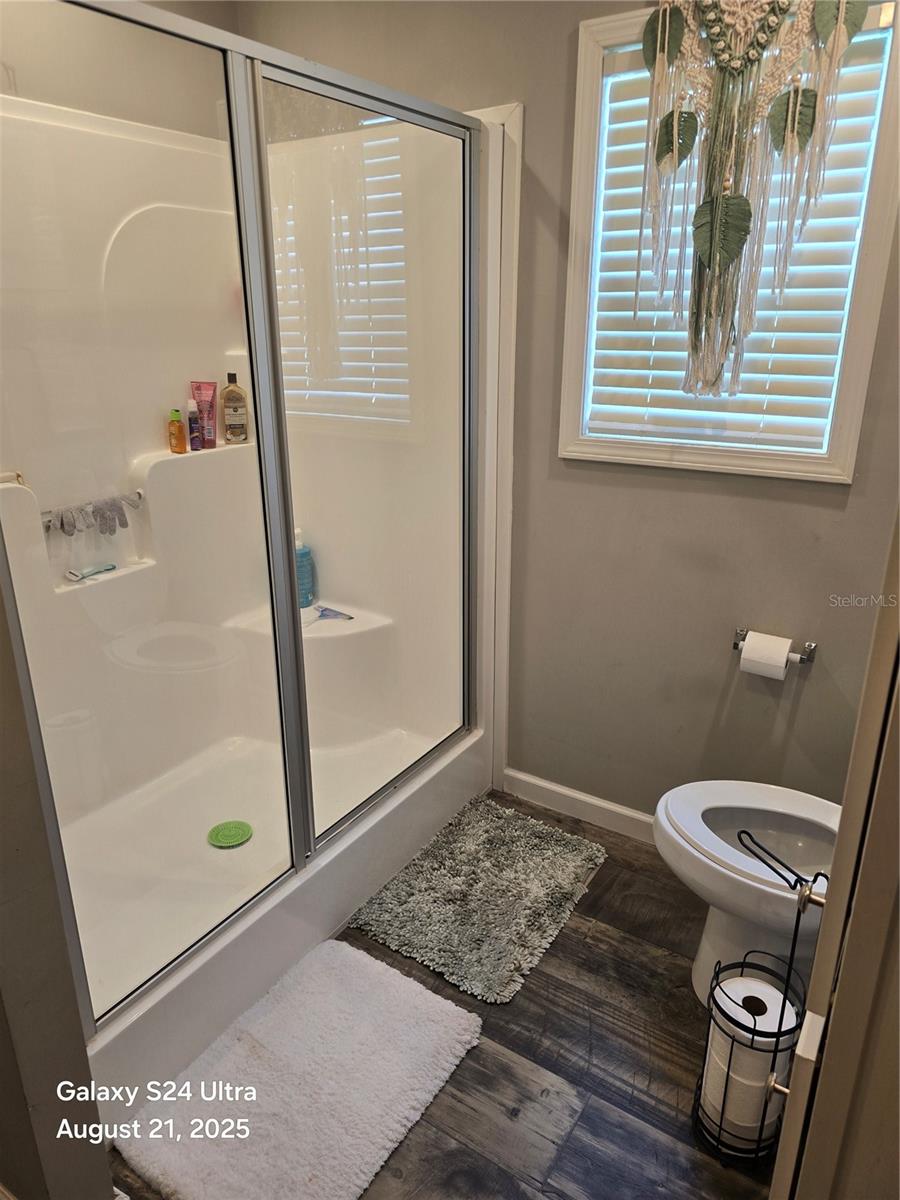 Image 20 of 24 For 2886 Canyon Drive 584