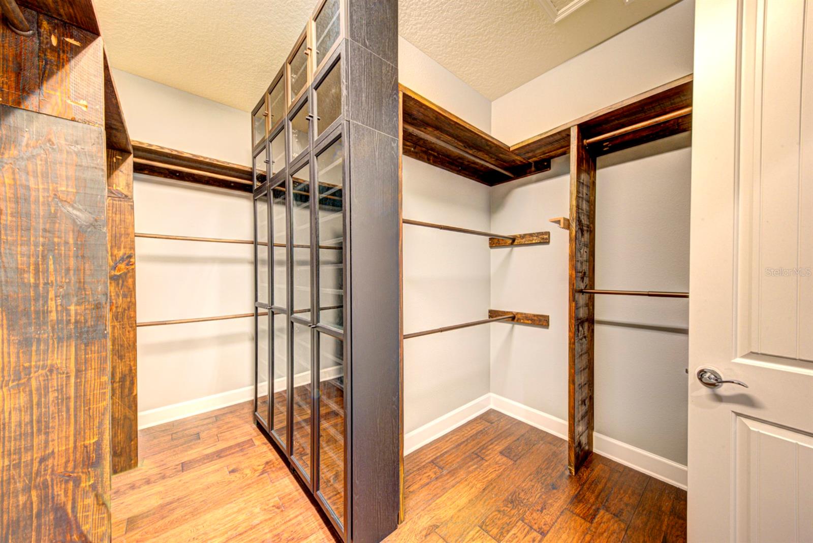 Image 38 of 95 For 21608 Sullivan Ranch Boulevard