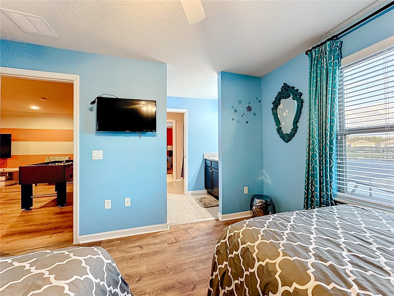 Image 40 of 98 For 1821 Gobi Drive