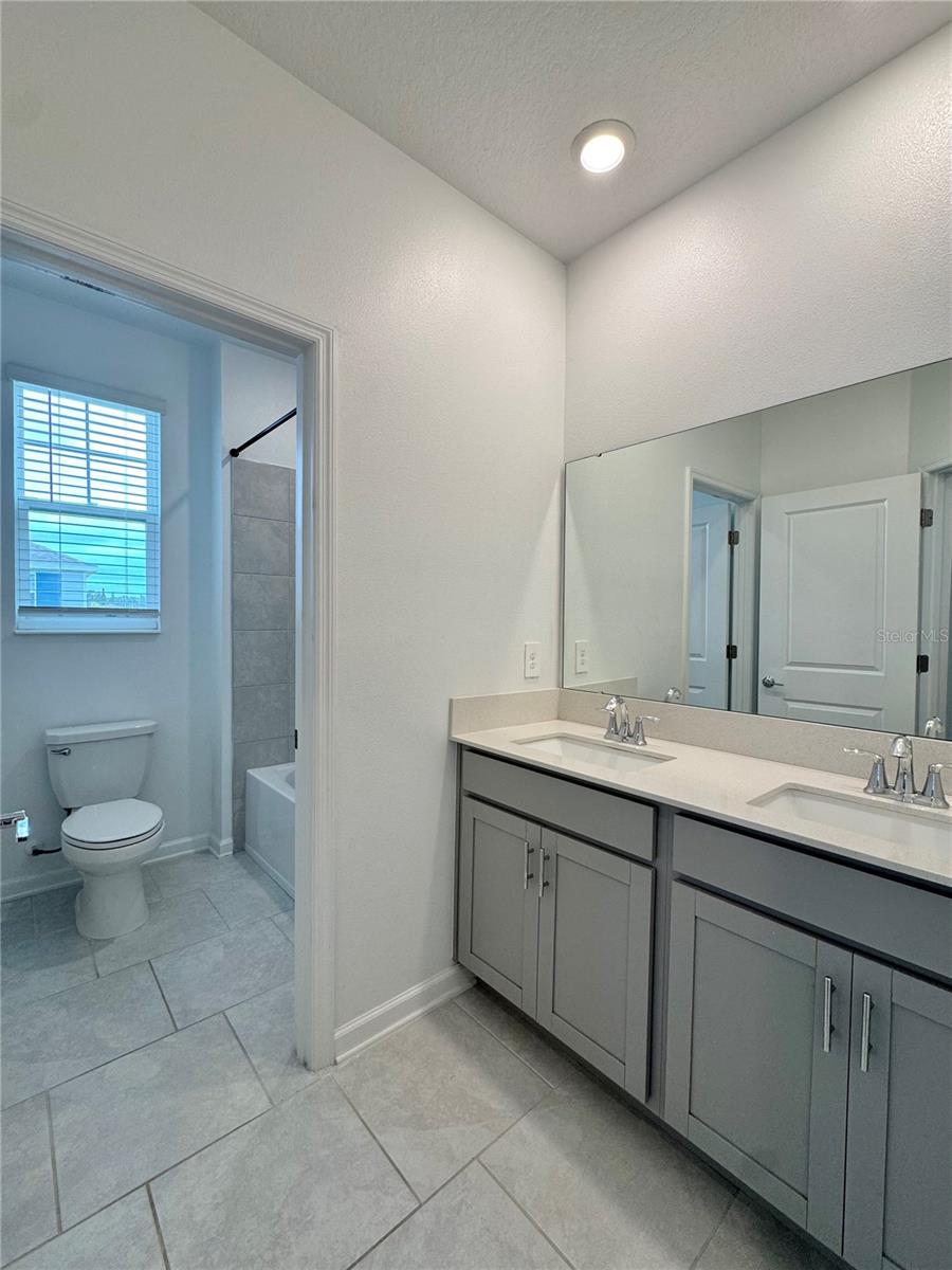 Image 18 of 36 For 6473 Pine Warbler Way