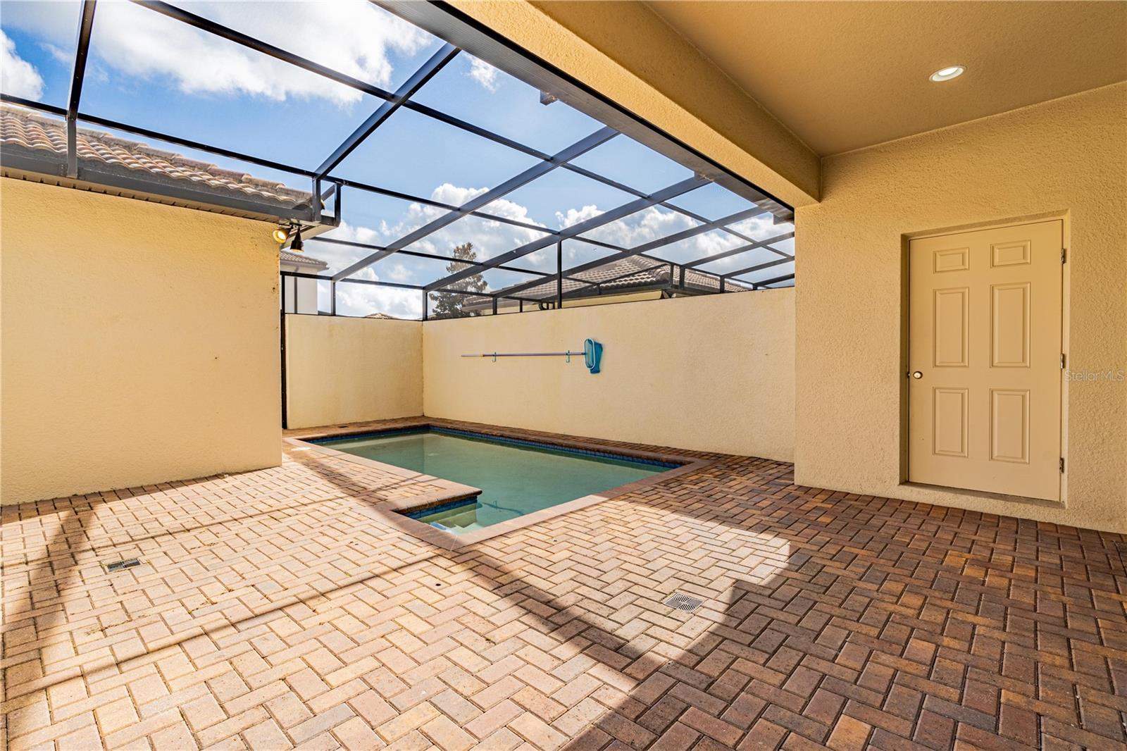 Image 10 of 49 For 1953 Majorca Drive