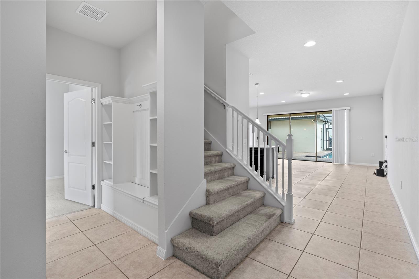 Image 3 of 49 For 1953 Majorca Drive