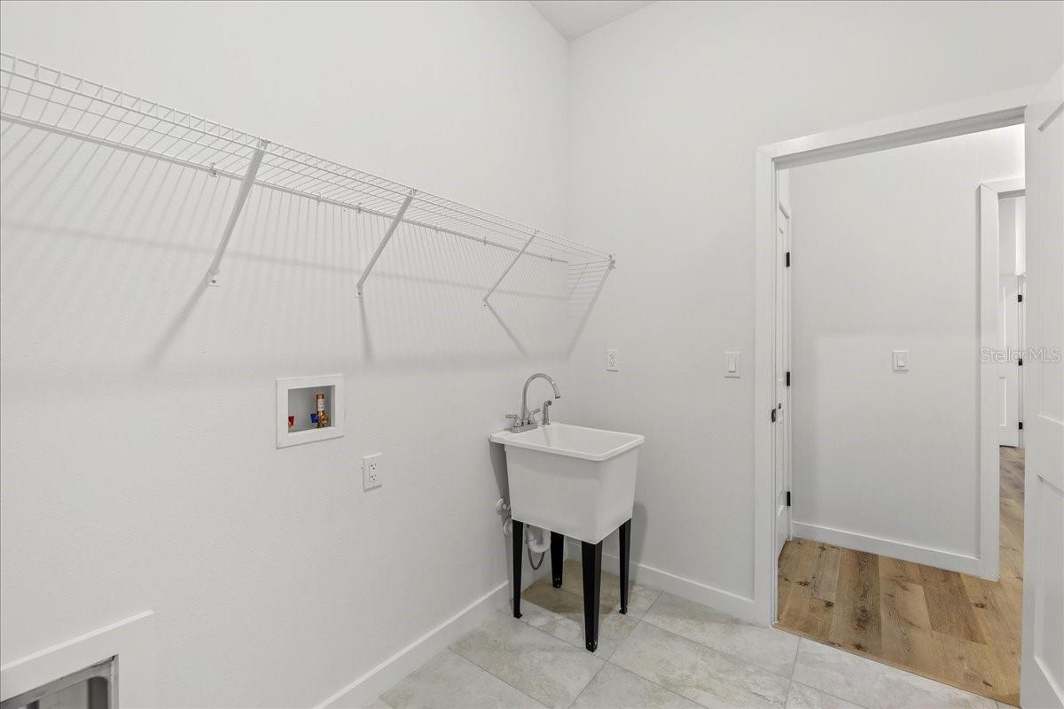 Image 14 of 17 For 10577 Umber Terrace