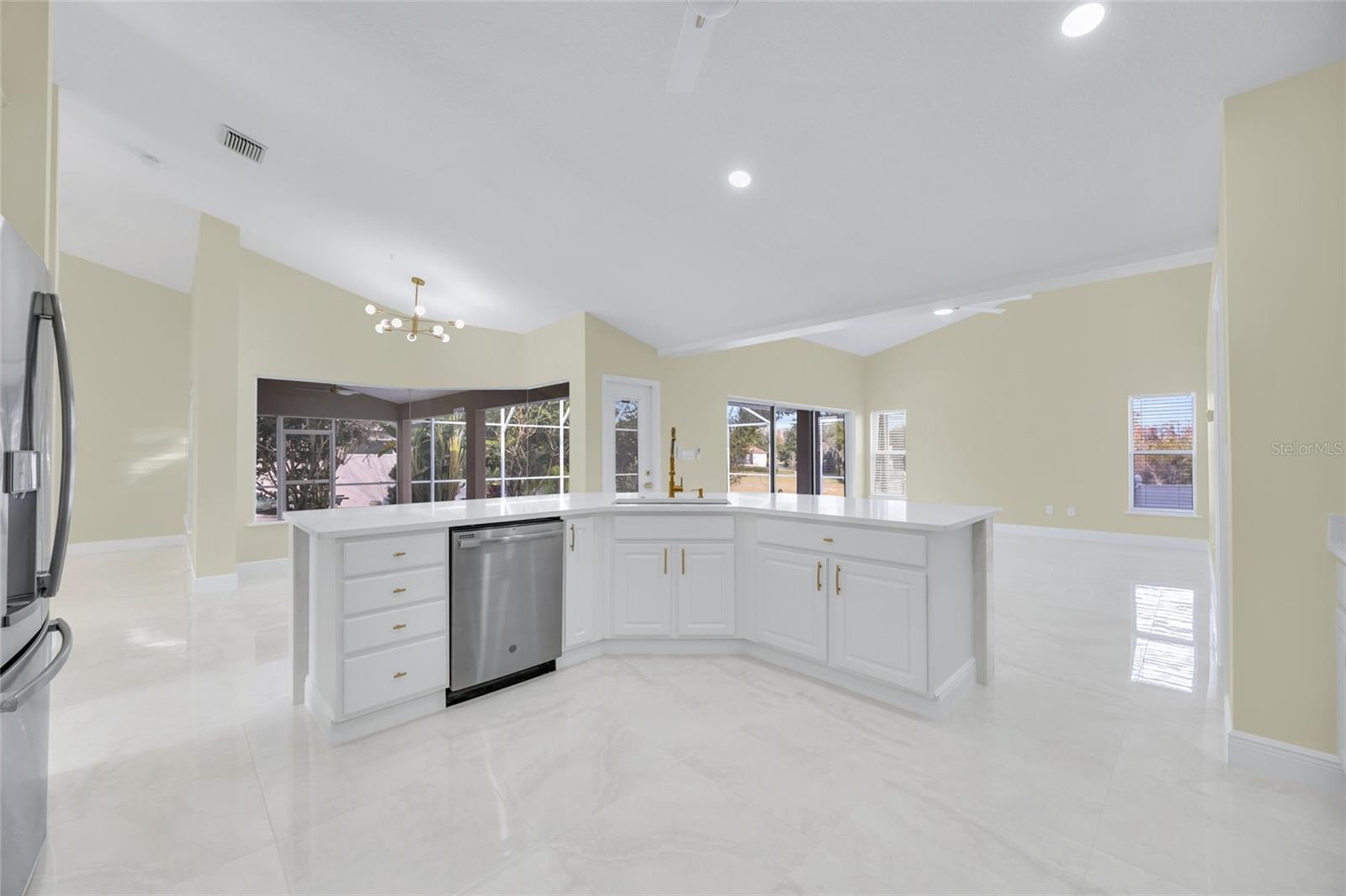 Image 10 of 61 For 11206 Crooked River Ct Court