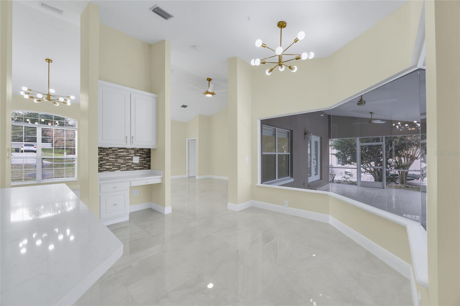 Image 19 of 61 For 11206 Crooked River Ct Court