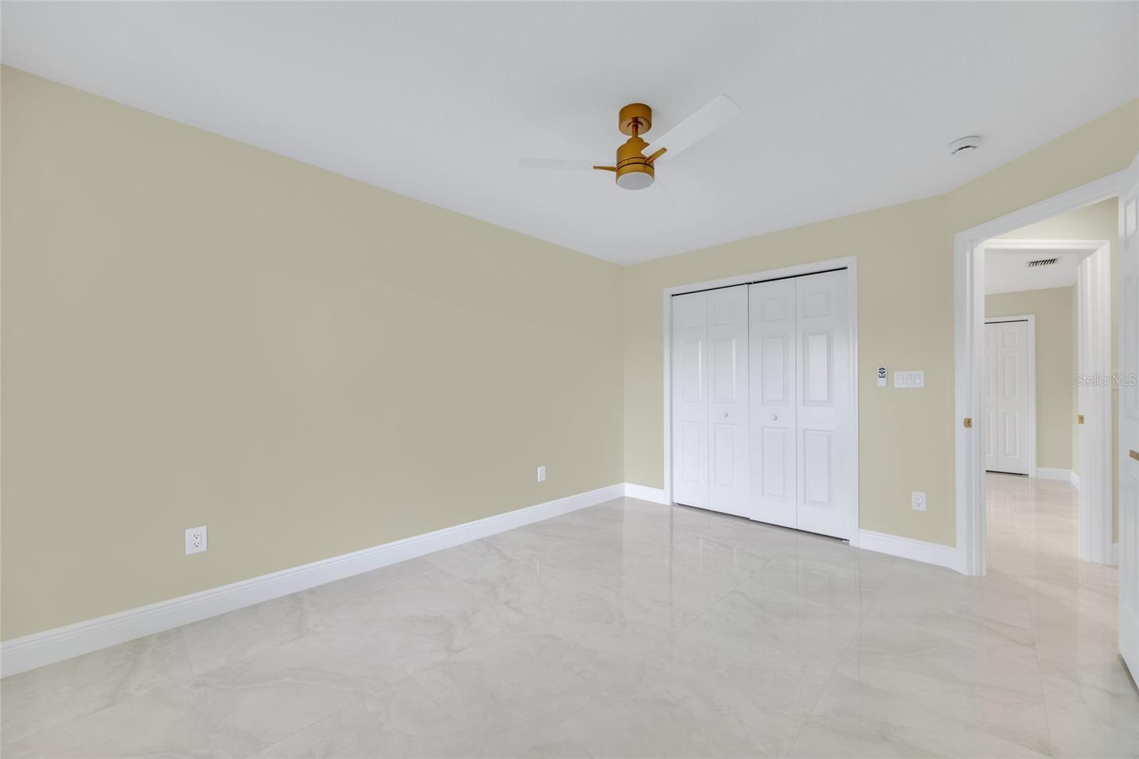 Image 32 of 61 For 11206 Crooked River Ct Court