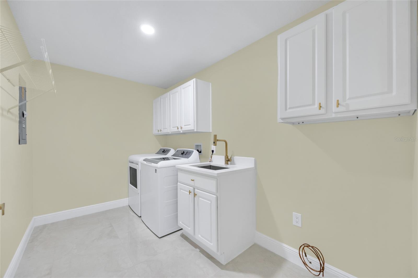 Image 35 of 61 For 11206 Crooked River Ct Court