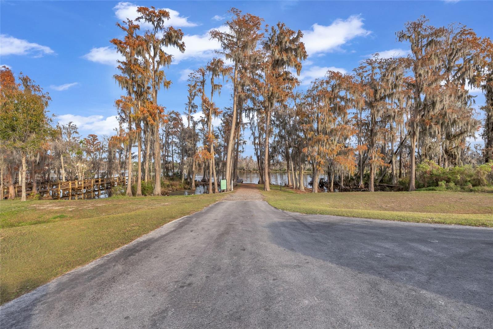 Image 50 of 61 For 11206 Crooked River Ct Court