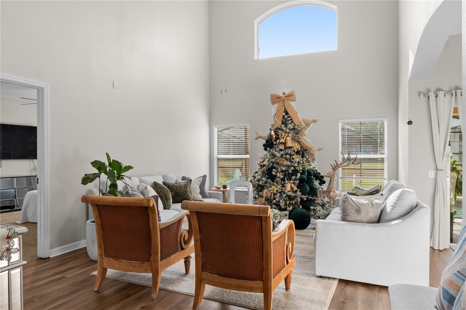 Image 5 of 31 For 440 Langham Drive