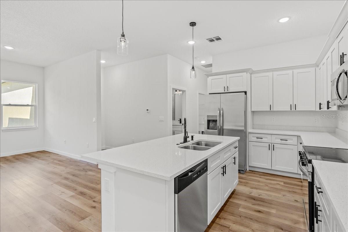 Image 5 of 17 For 10611 Umber Terrace