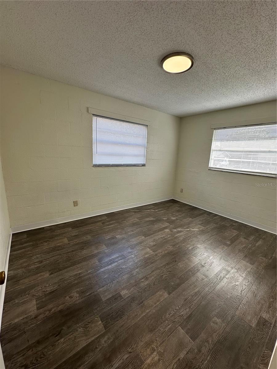 Image 8 of 15 For 2982 Warfield Drive B