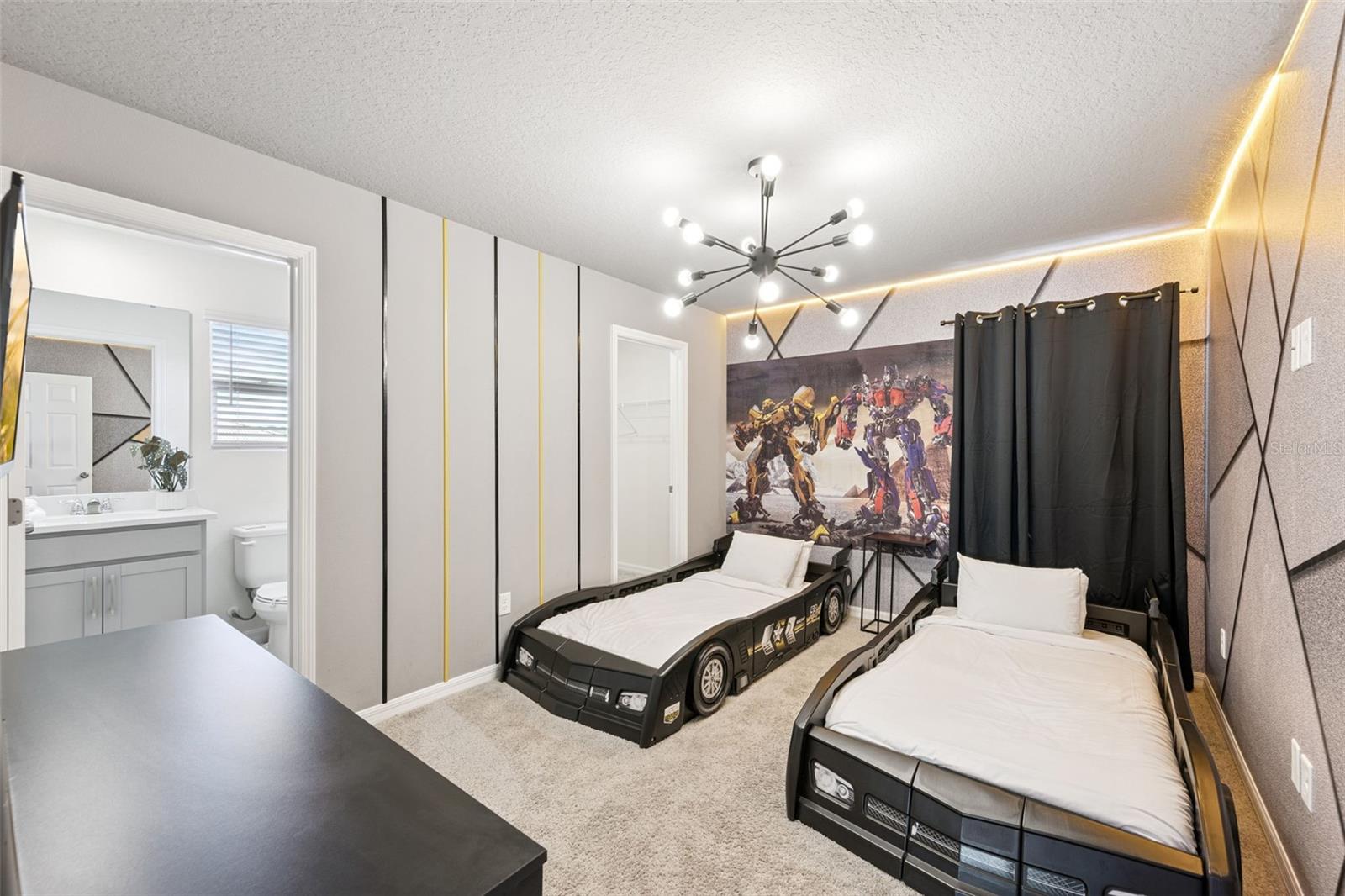 Image 23 of 55 For 8913 Coconut Breeze Drive