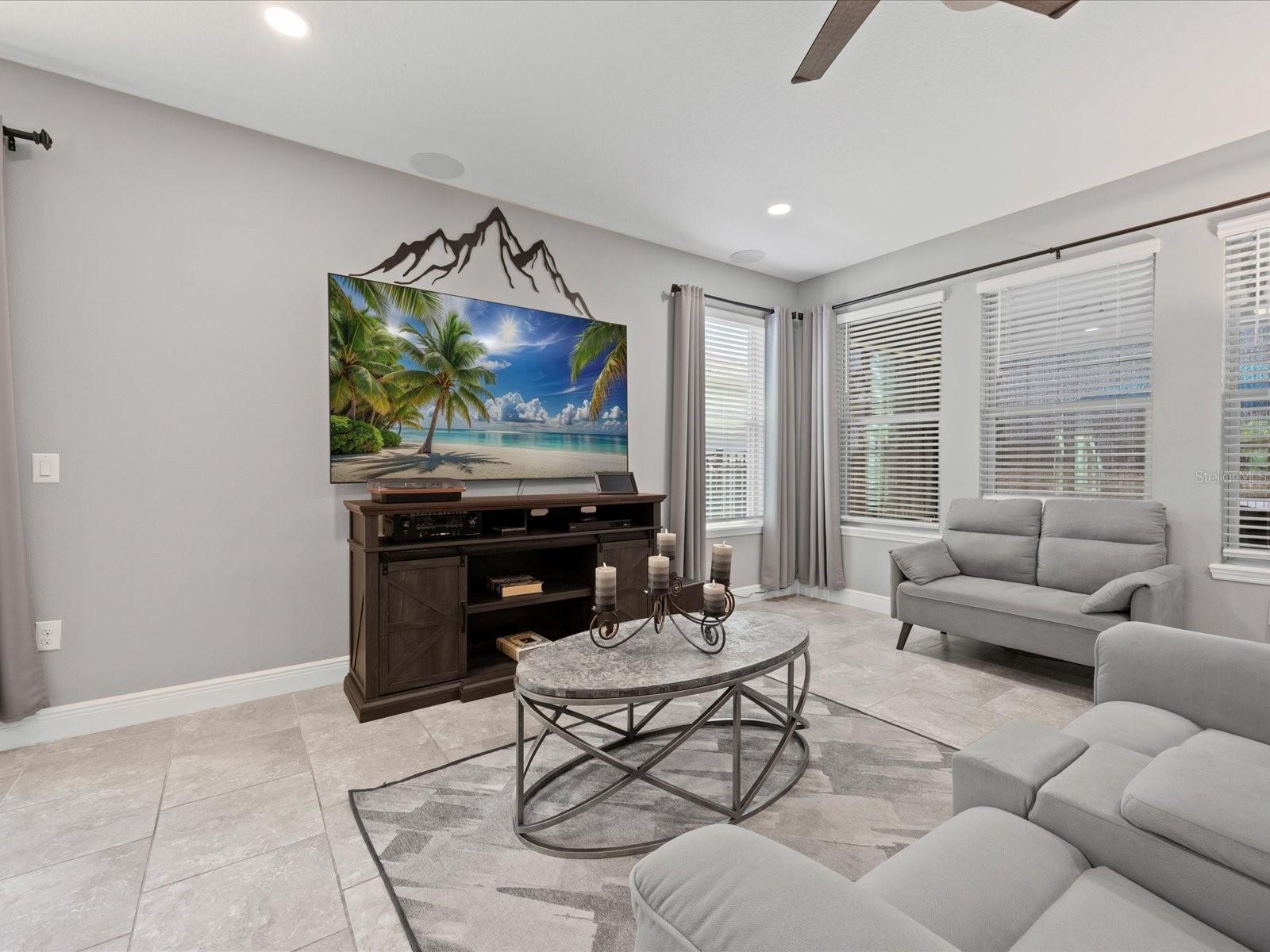 Image 13 of 57 For 10170 Atwater Bay Drive