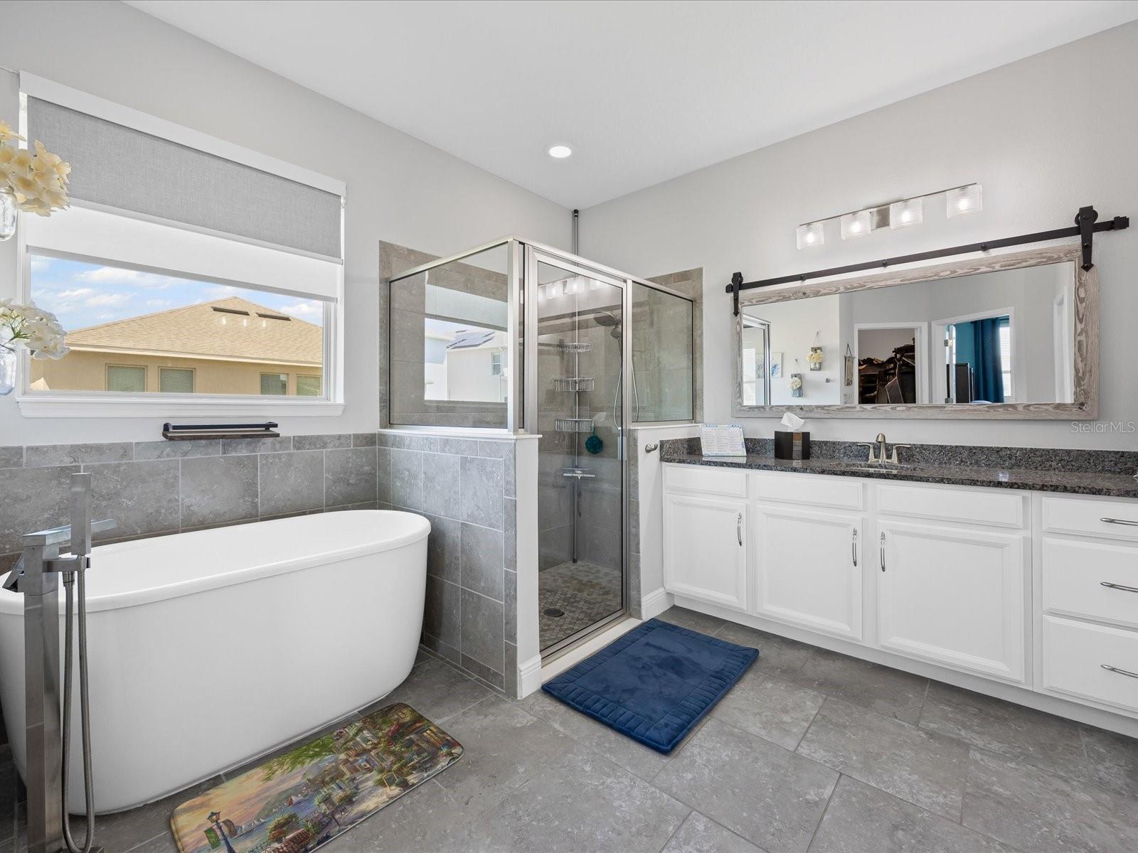 Image 19 of 57 For 10170 Atwater Bay Drive