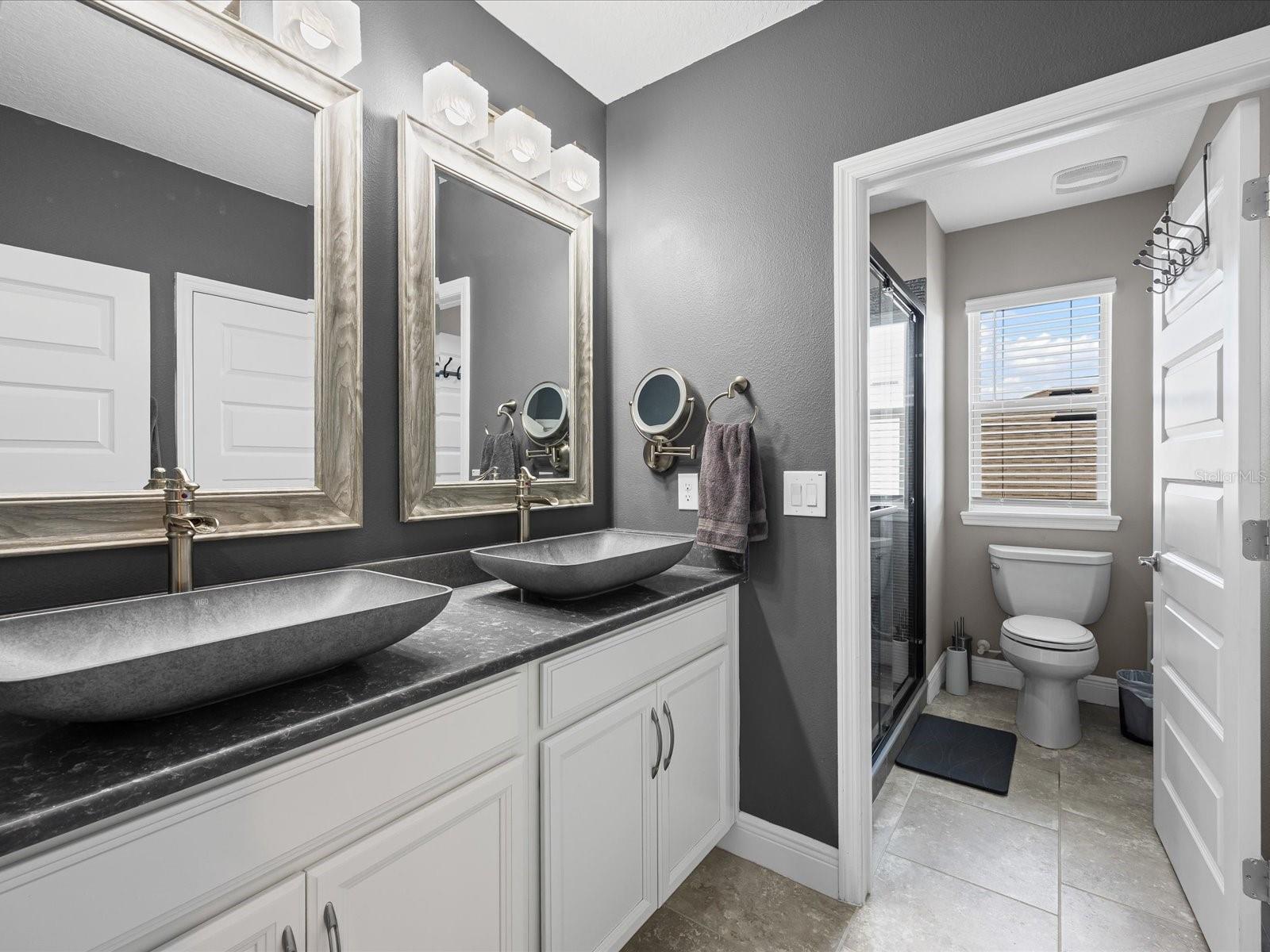 Image 37 of 57 For 10170 Atwater Bay Drive