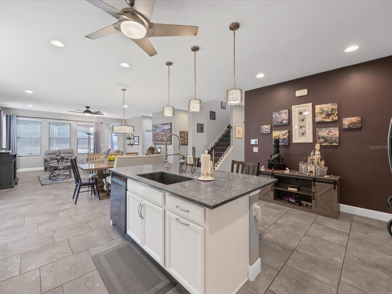 Image 7 of 57 For 10170 Atwater Bay Drive