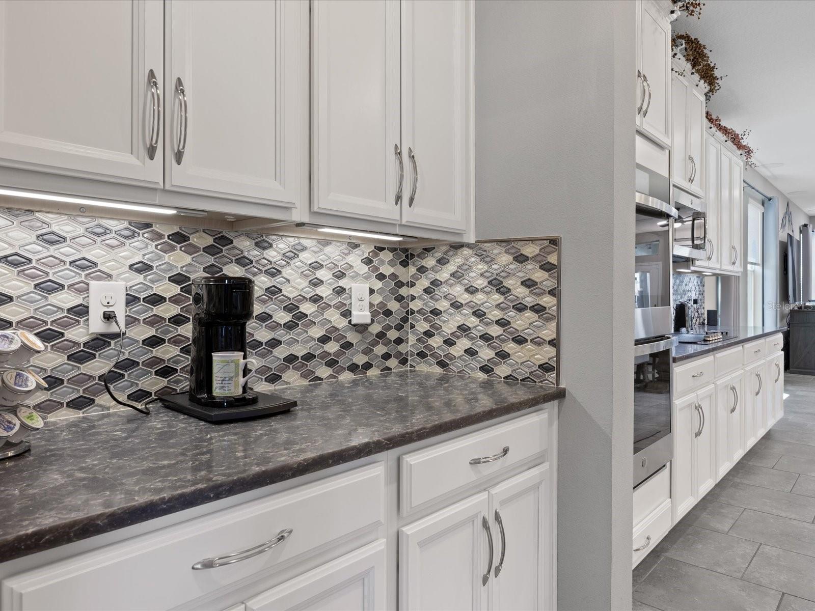 Image 8 of 57 For 10170 Atwater Bay Drive