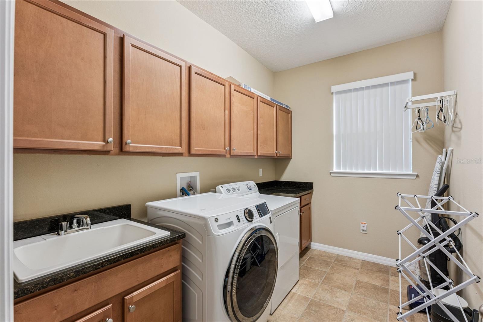 Image 14 of 28 For 13232 Longacre Drive