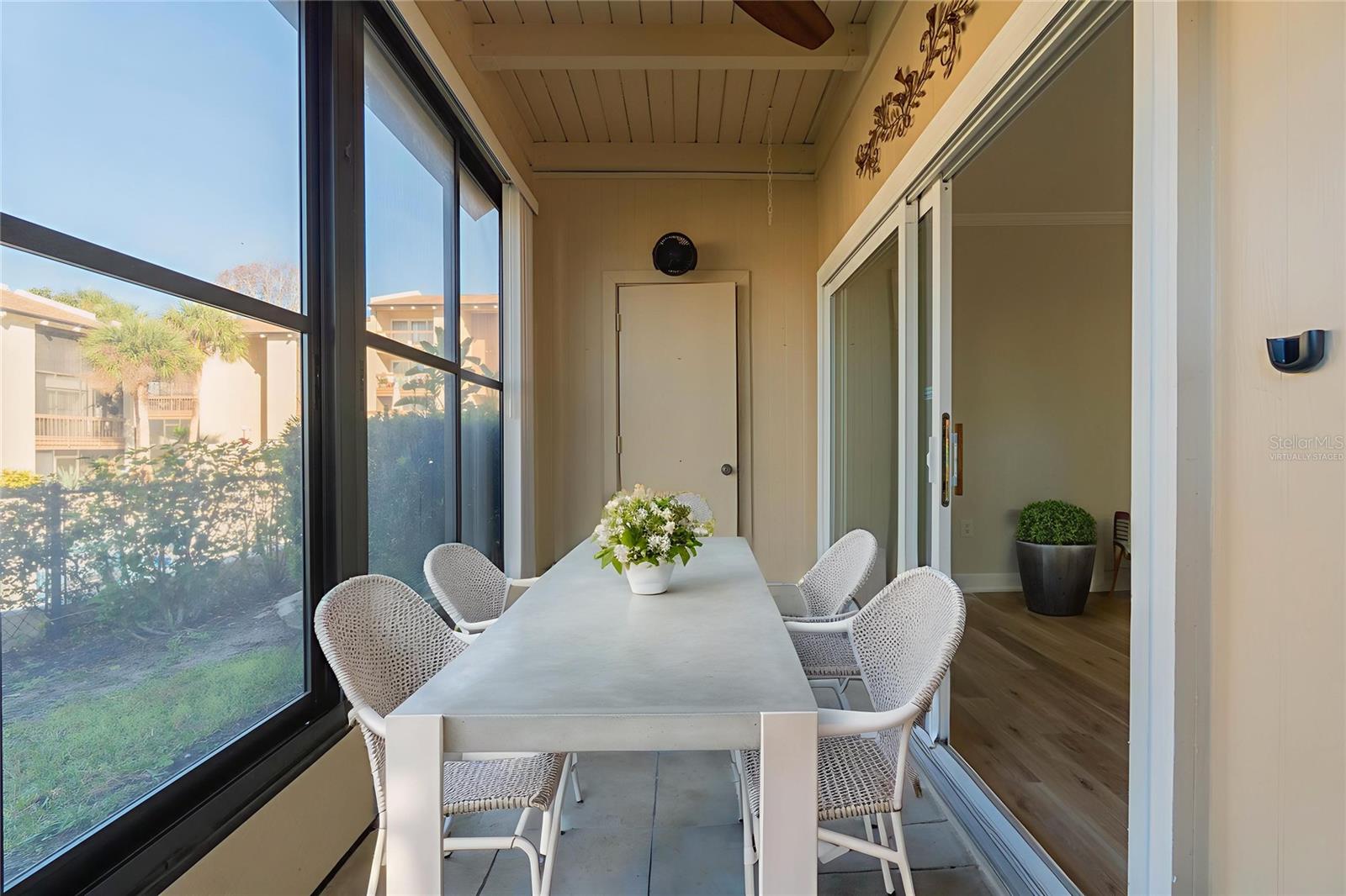 Image 37 of 59 For 568 Orange Drive 46