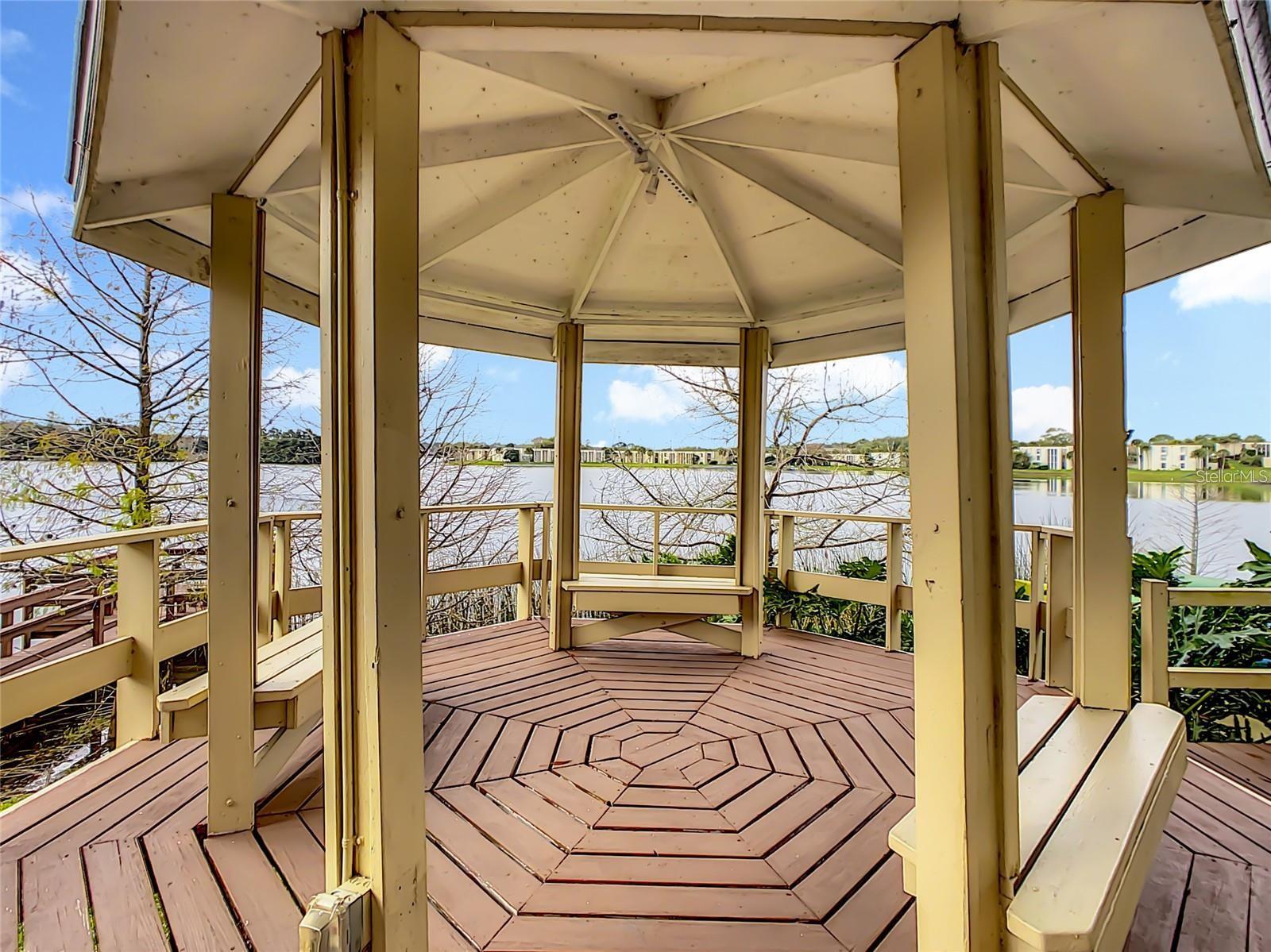 Image 44 of 59 For 568 Orange Drive 46