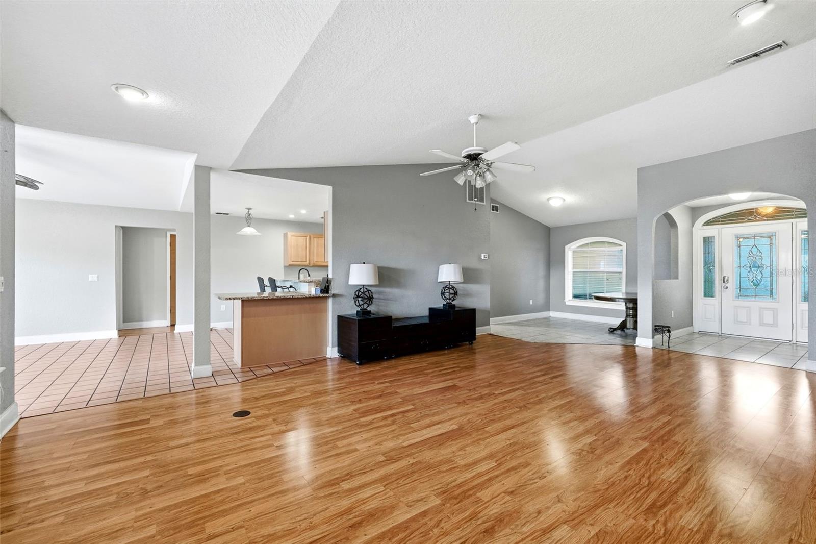 Image 14 of 52 For 2120 Wildwood Lane