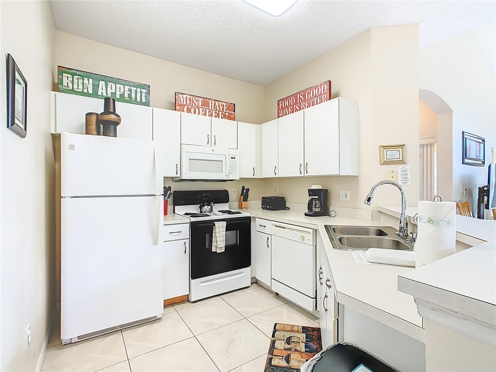 Image 12 of 71 For 2764 Sun Key Place