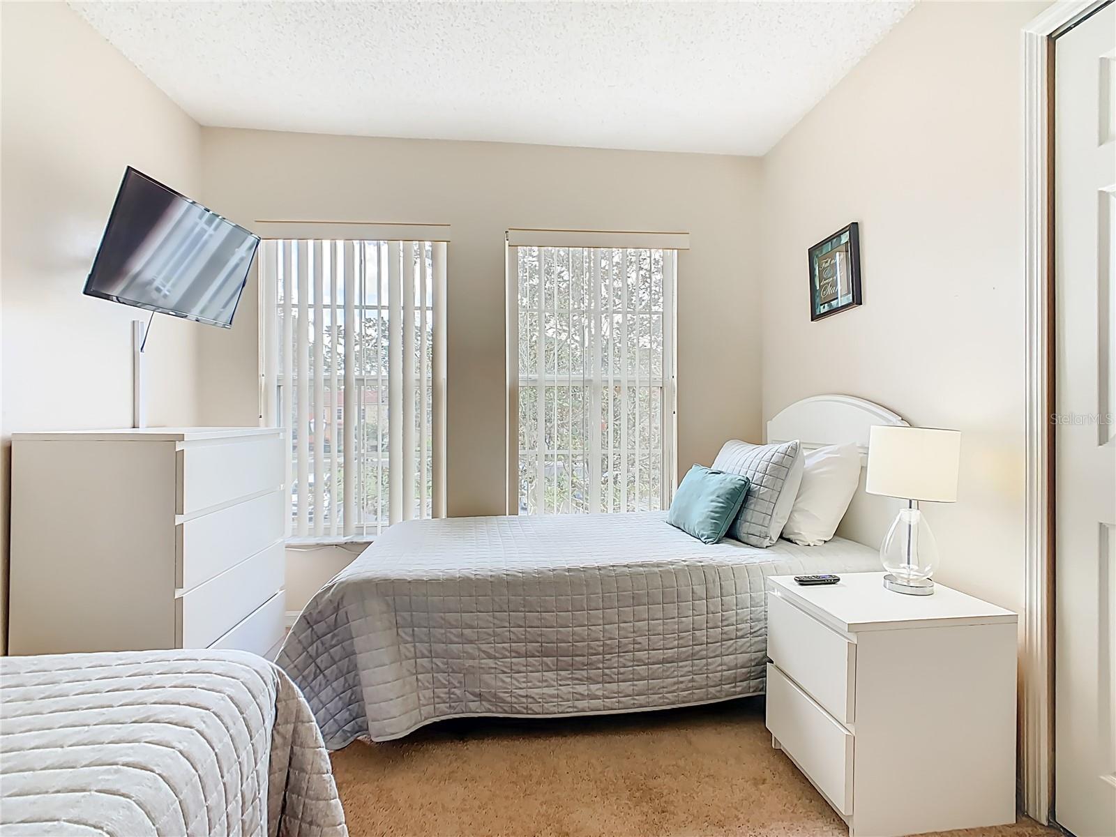 Image 23 of 71 For 2764 Sun Key Place