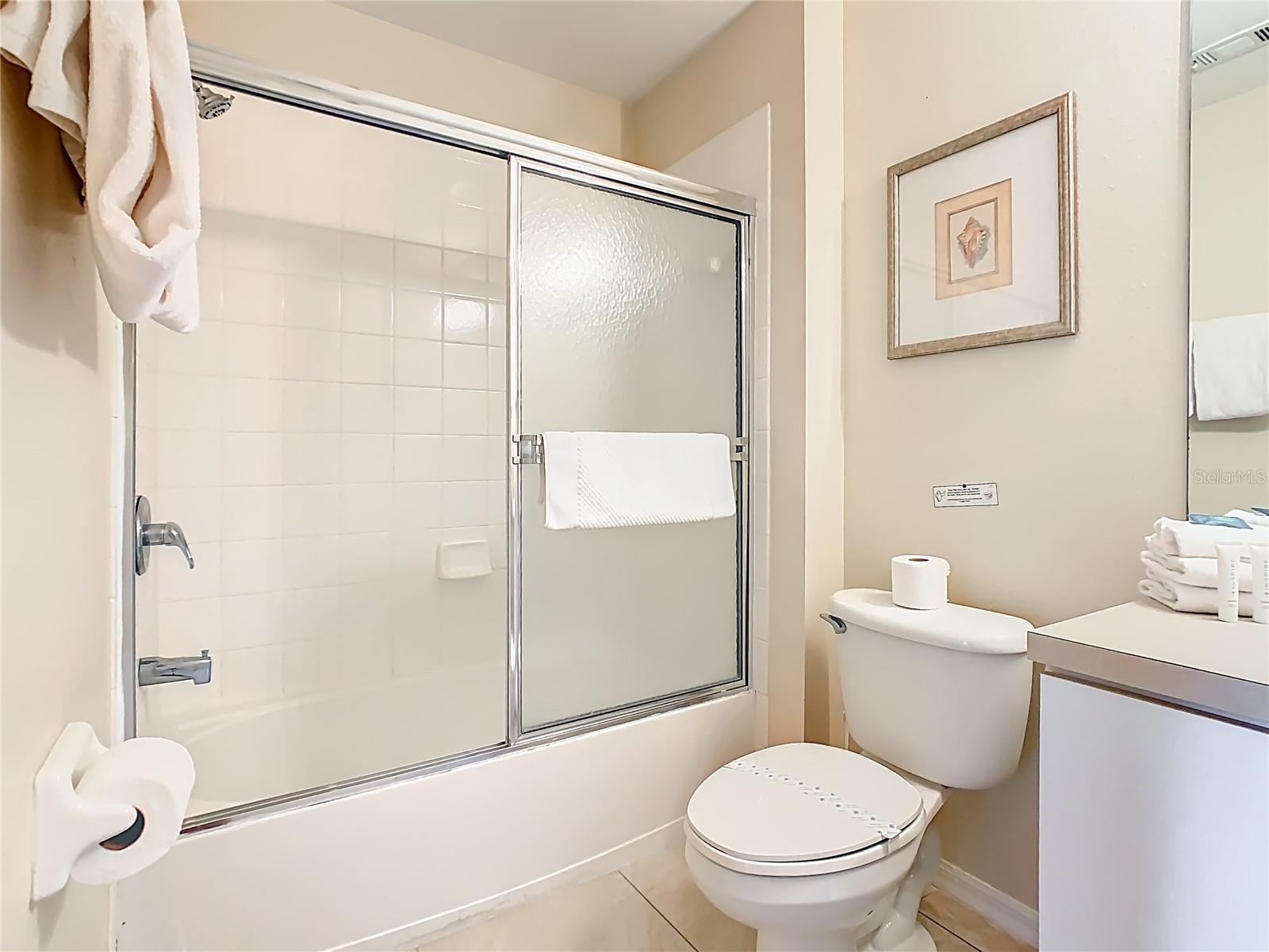 Image 28 of 71 For 2764 Sun Key Place