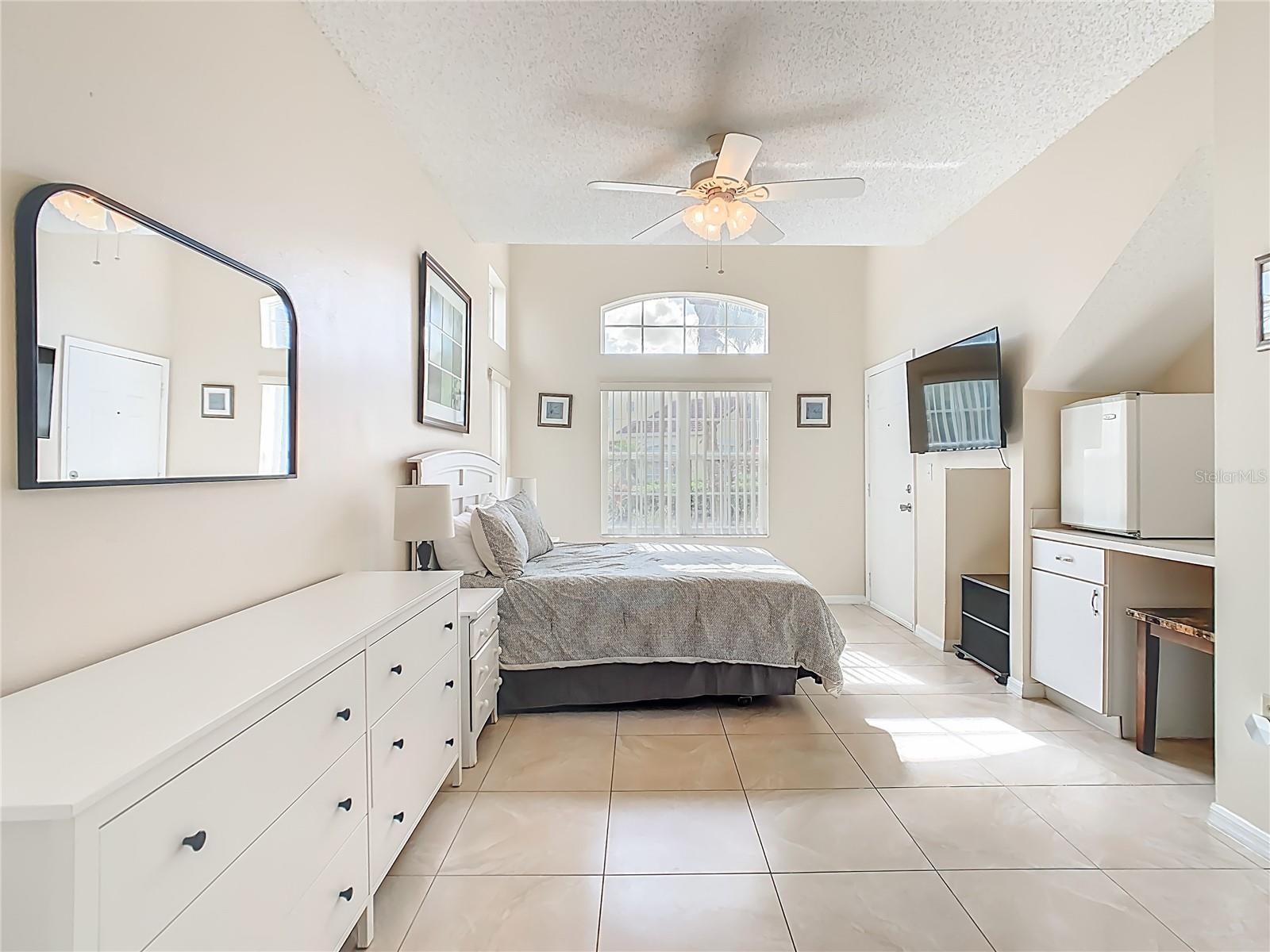 Image 38 of 71 For 2764 Sun Key Place