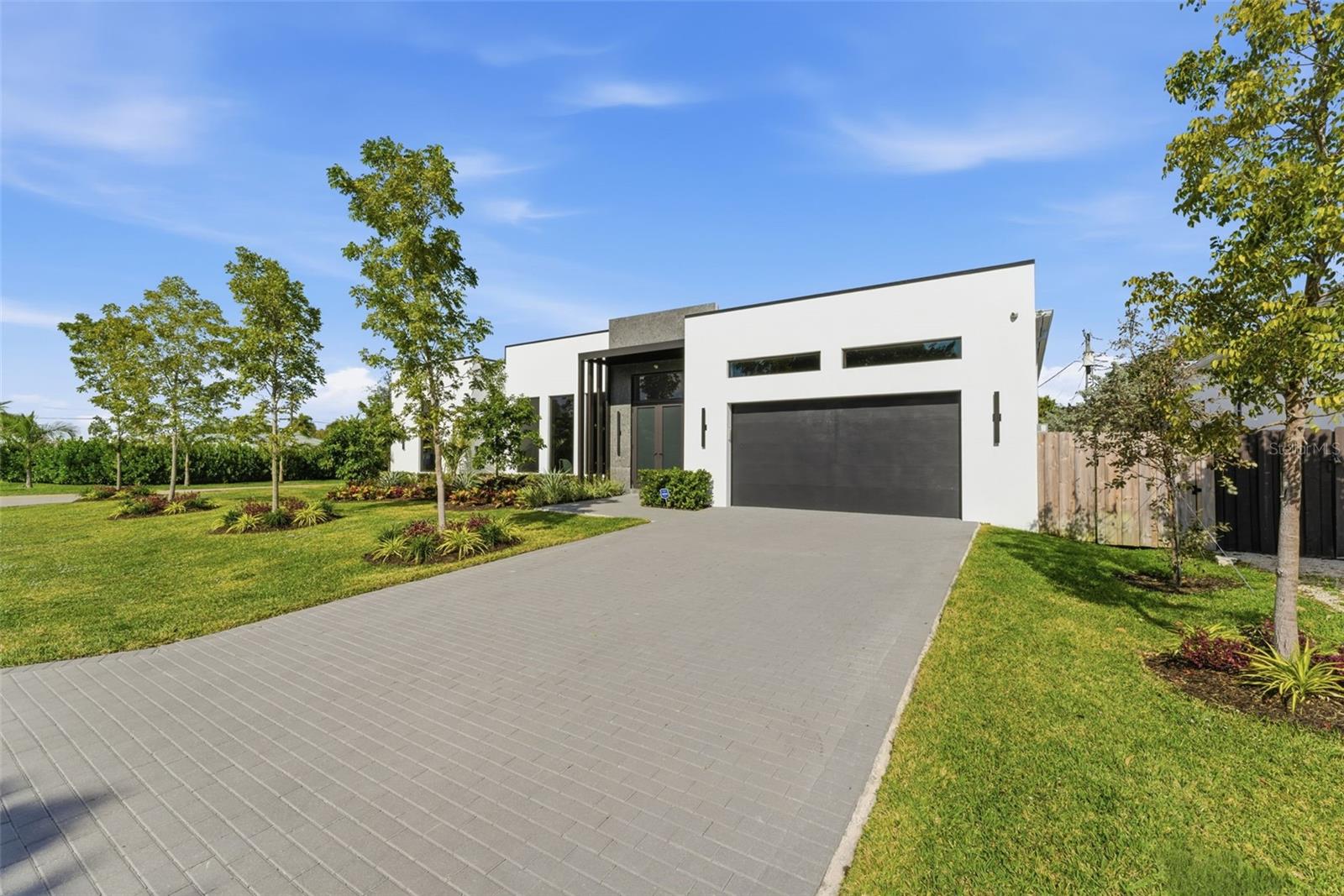 Image 2 of 34 For 301 27th Drive