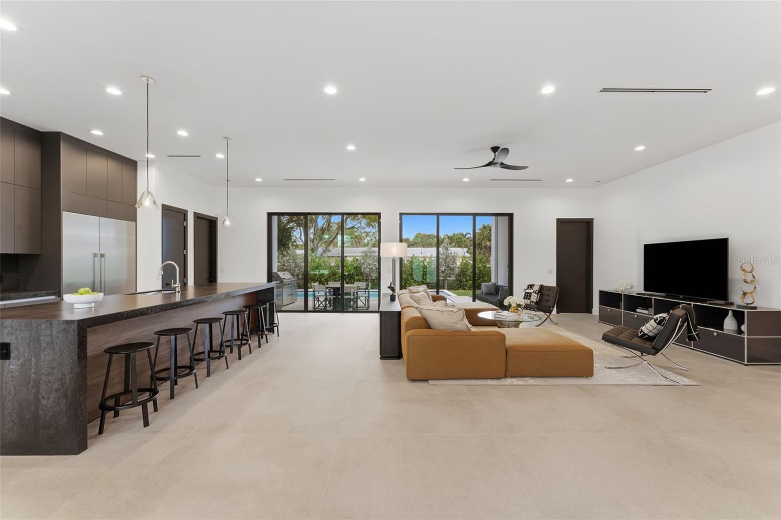 Image 3 of 34 For 301 27th Drive