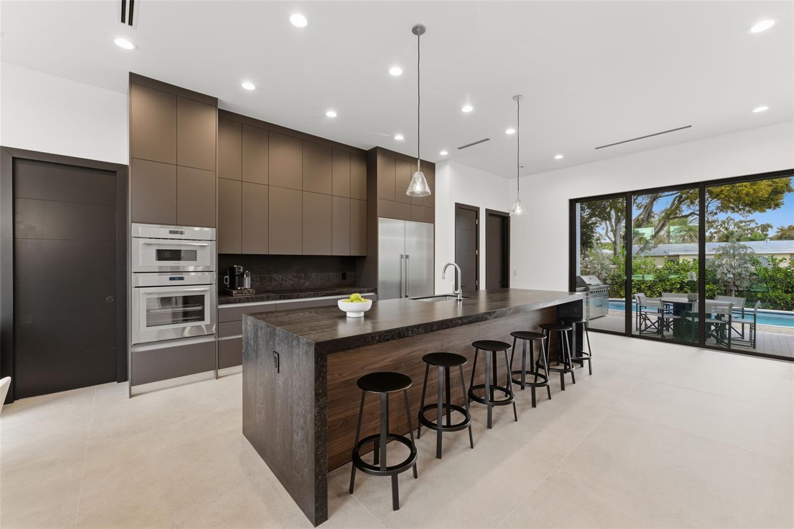 Image 7 of 34 For 301 27th Drive