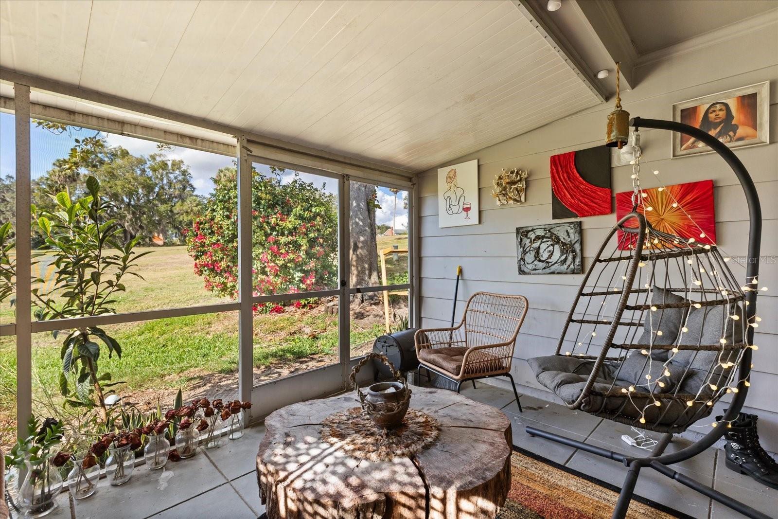 Image 17 of 22 For 1026 Villa Lane S