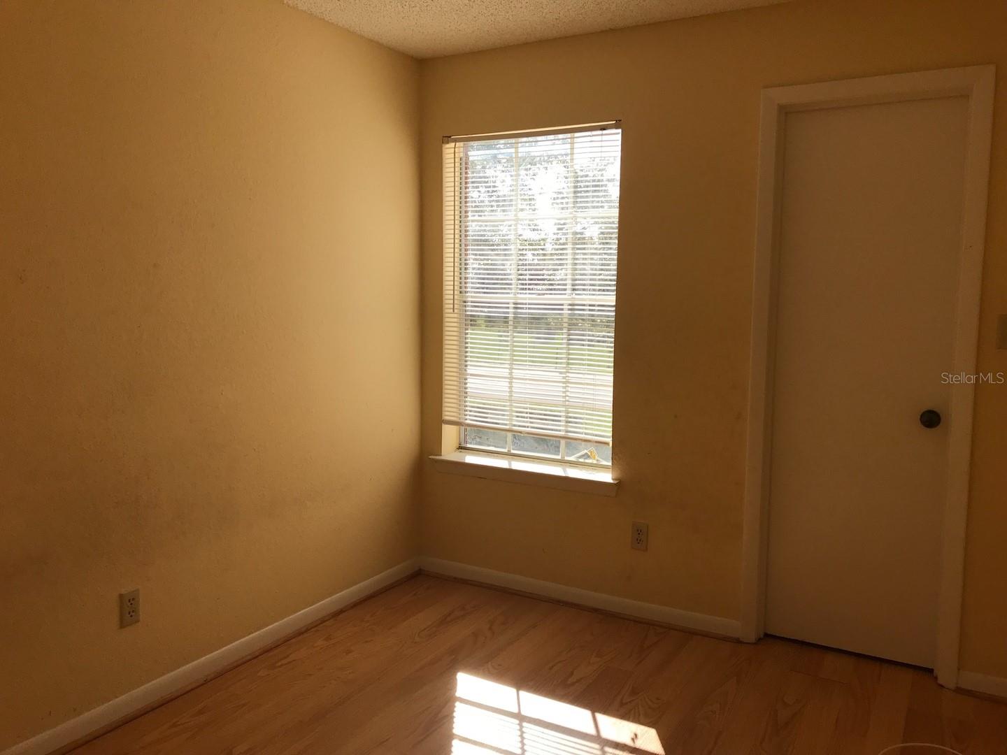 Image 10 of 15 For 4301 Lizshire  203