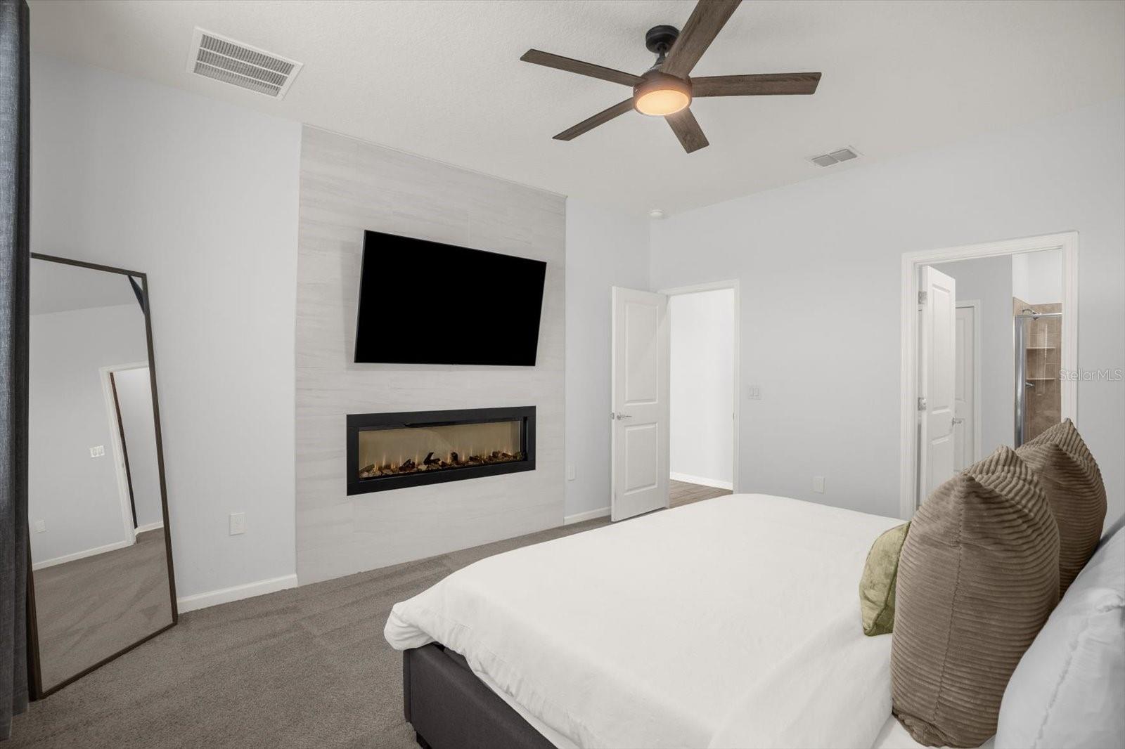 Image 12 of 36 For 6941 Dilly Lake Avenue