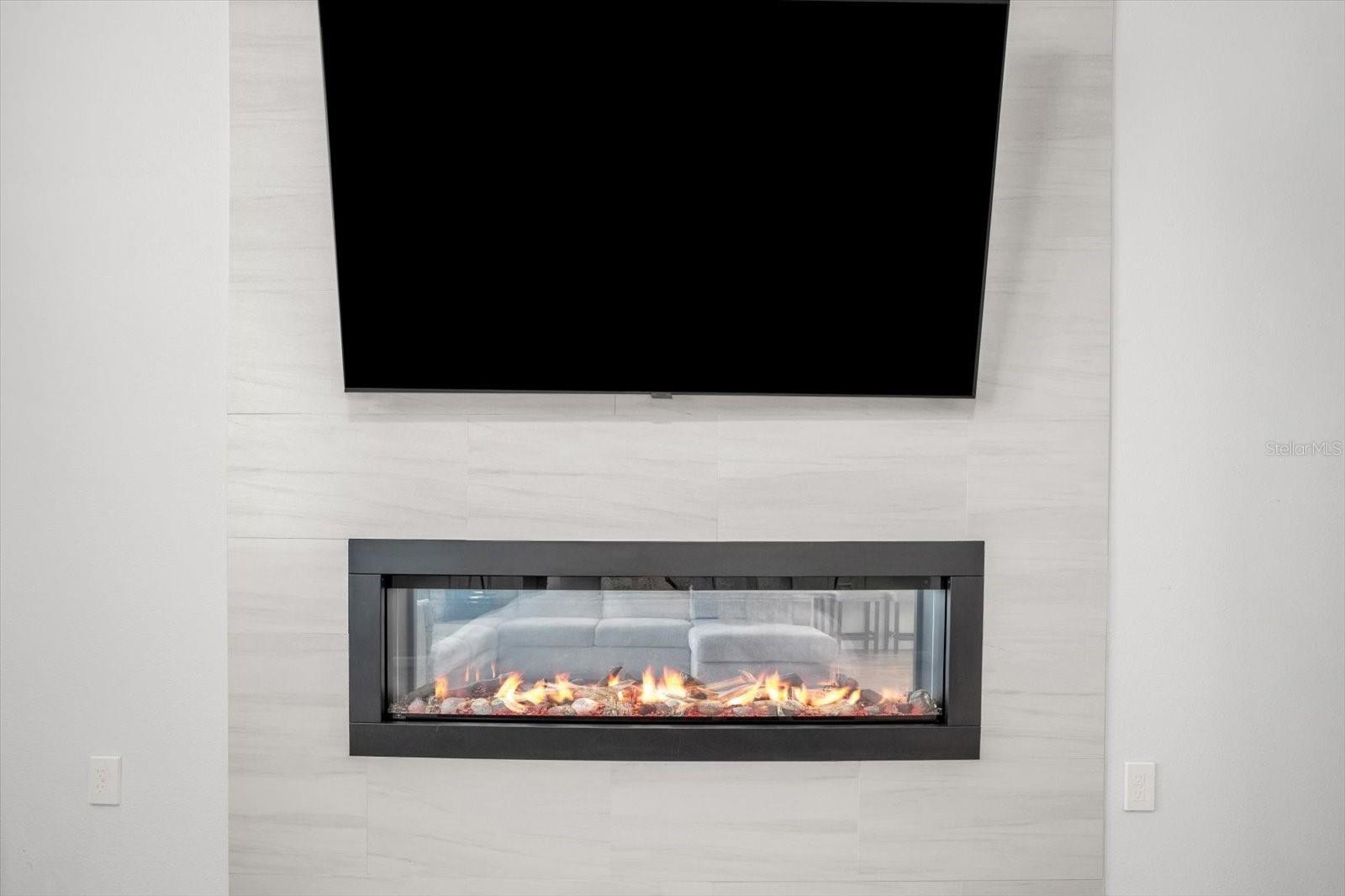 Image 13 of 36 For 6941 Dilly Lake Avenue