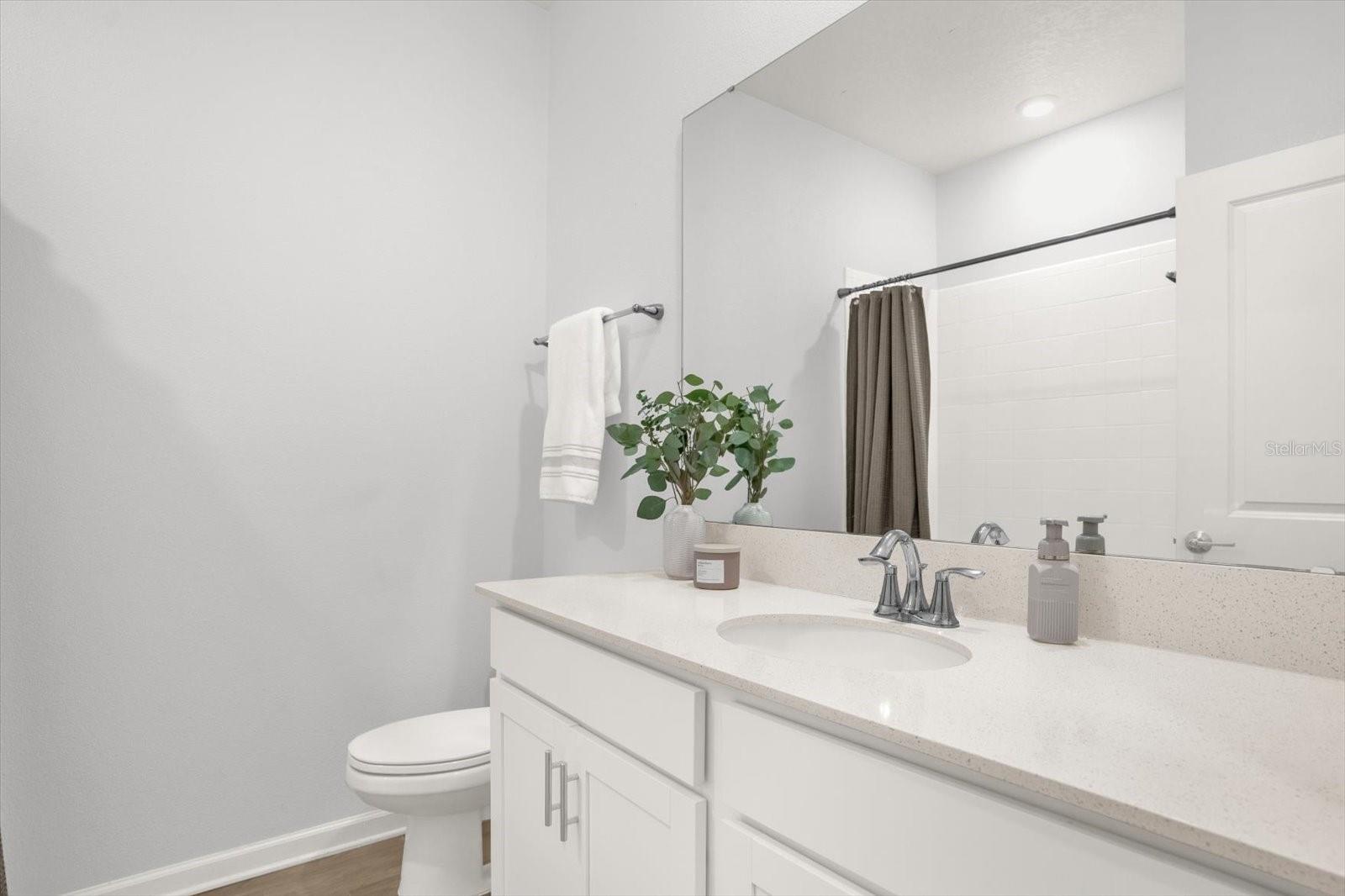 Image 17 of 36 For 6941 Dilly Lake Avenue