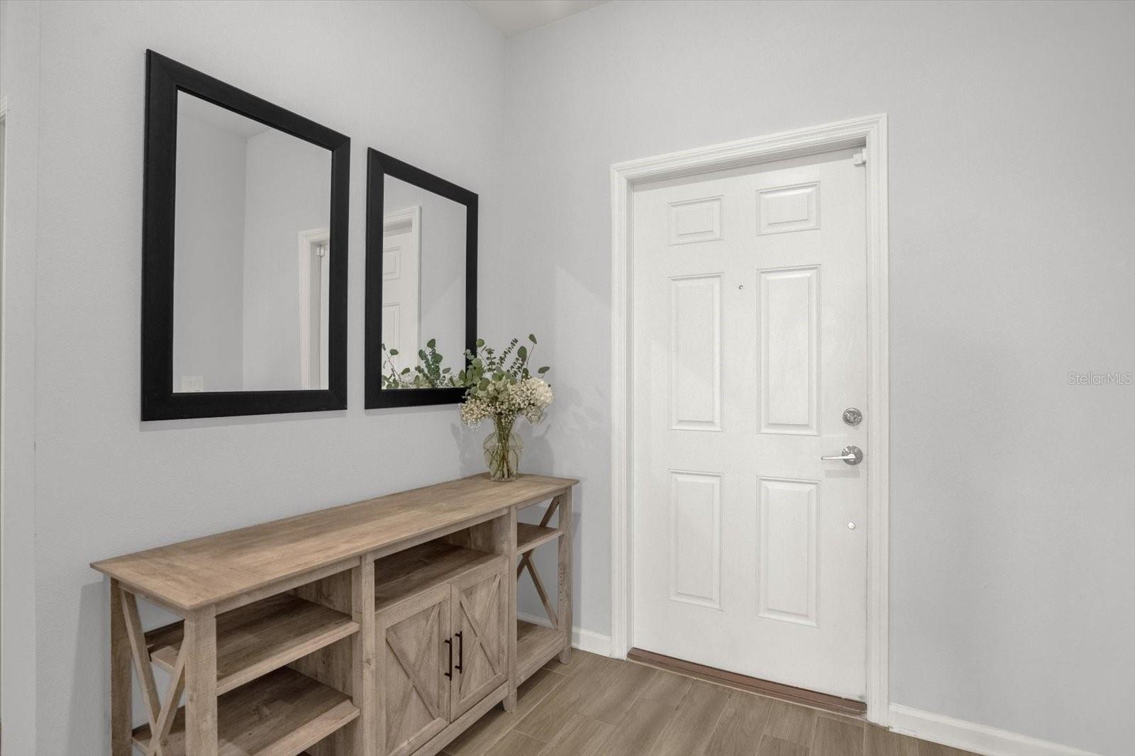 Image 23 of 36 For 6941 Dilly Lake Avenue