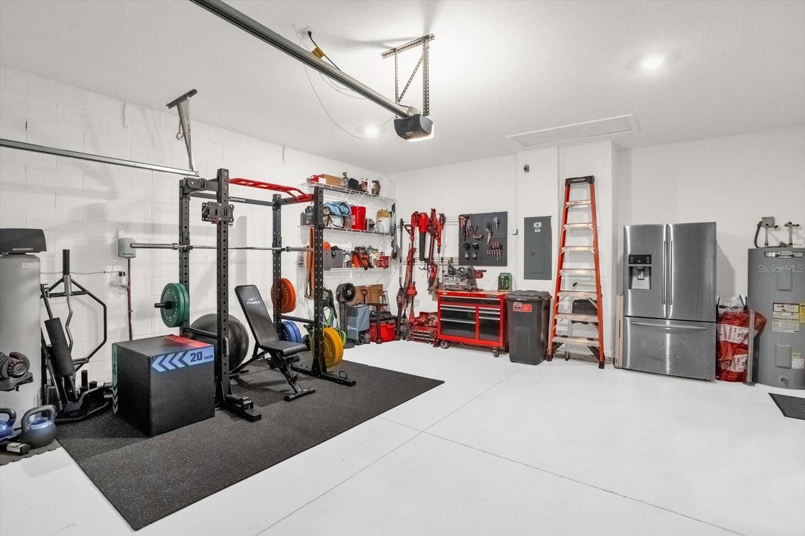 Image 26 of 36 For 6941 Dilly Lake Avenue