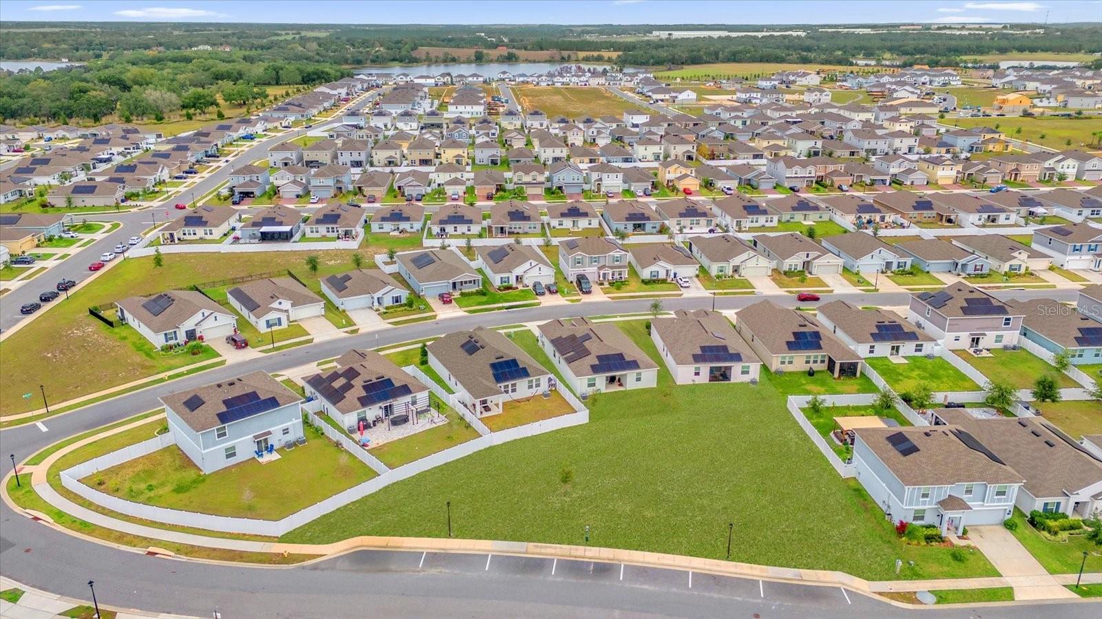 Image 31 of 36 For 6941 Dilly Lake Avenue