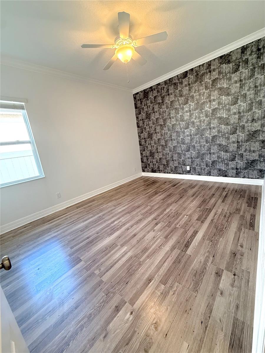 Image 22 of 35 For 14630 Caplock Drive