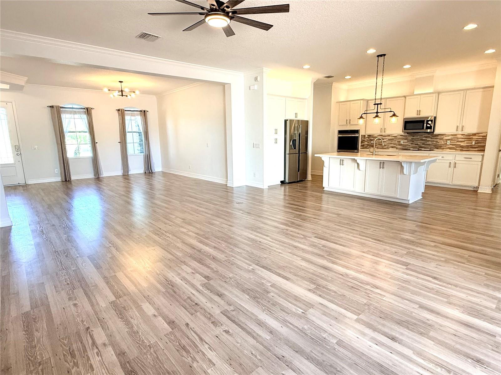 Image 3 of 35 For 14630 Caplock Drive